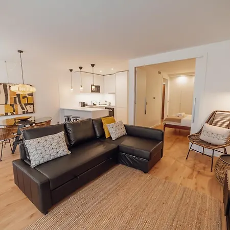 Oporto Guest Renovato Luxus Flat W/ Parking Appartement Buitenkant foto