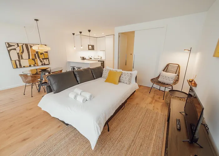 Oporto Guest Renovato Luxus Flat W/ Parking