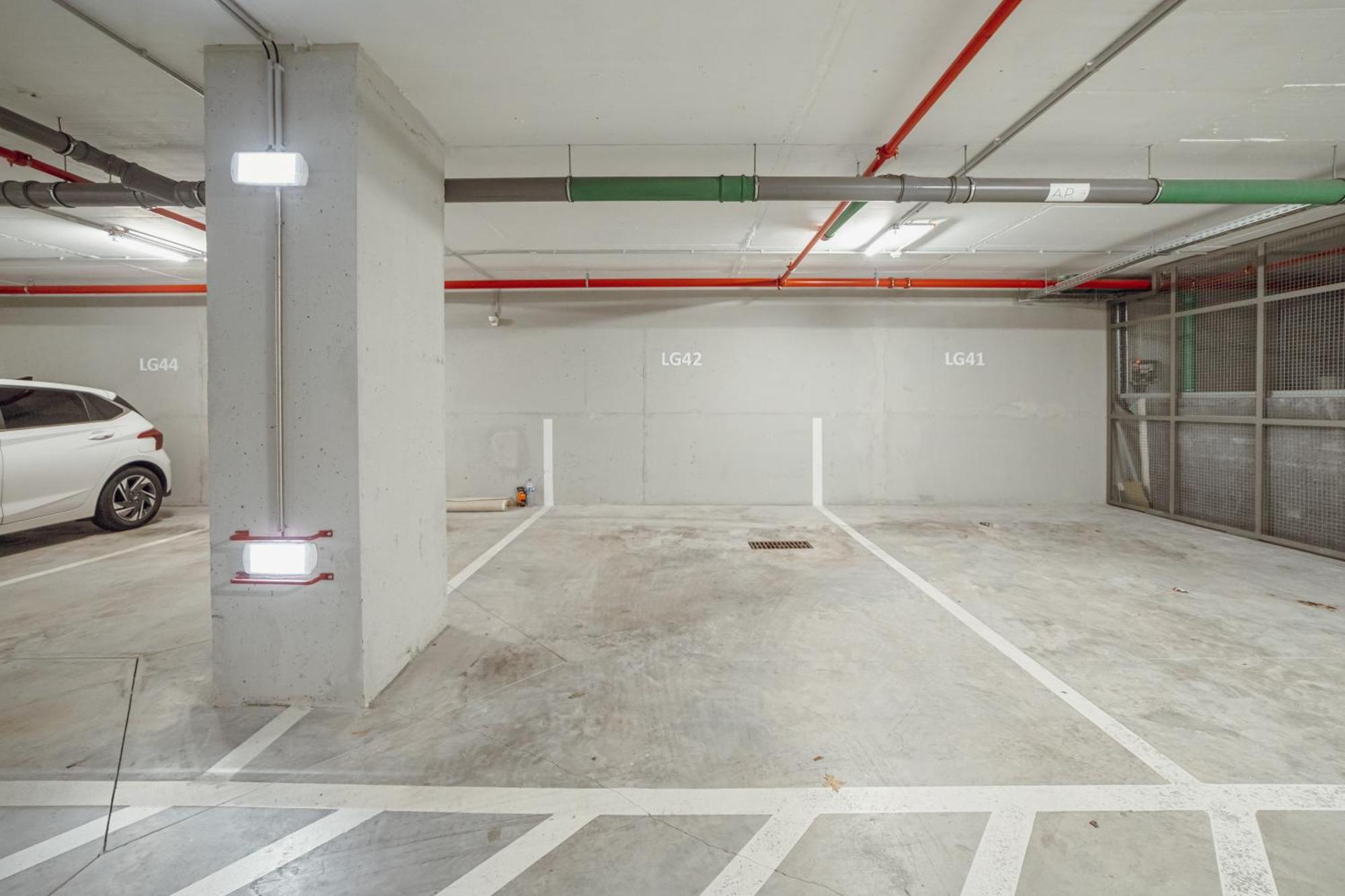 Apartamento Guest Renovato Luxus Flat W/ Parking Oporto