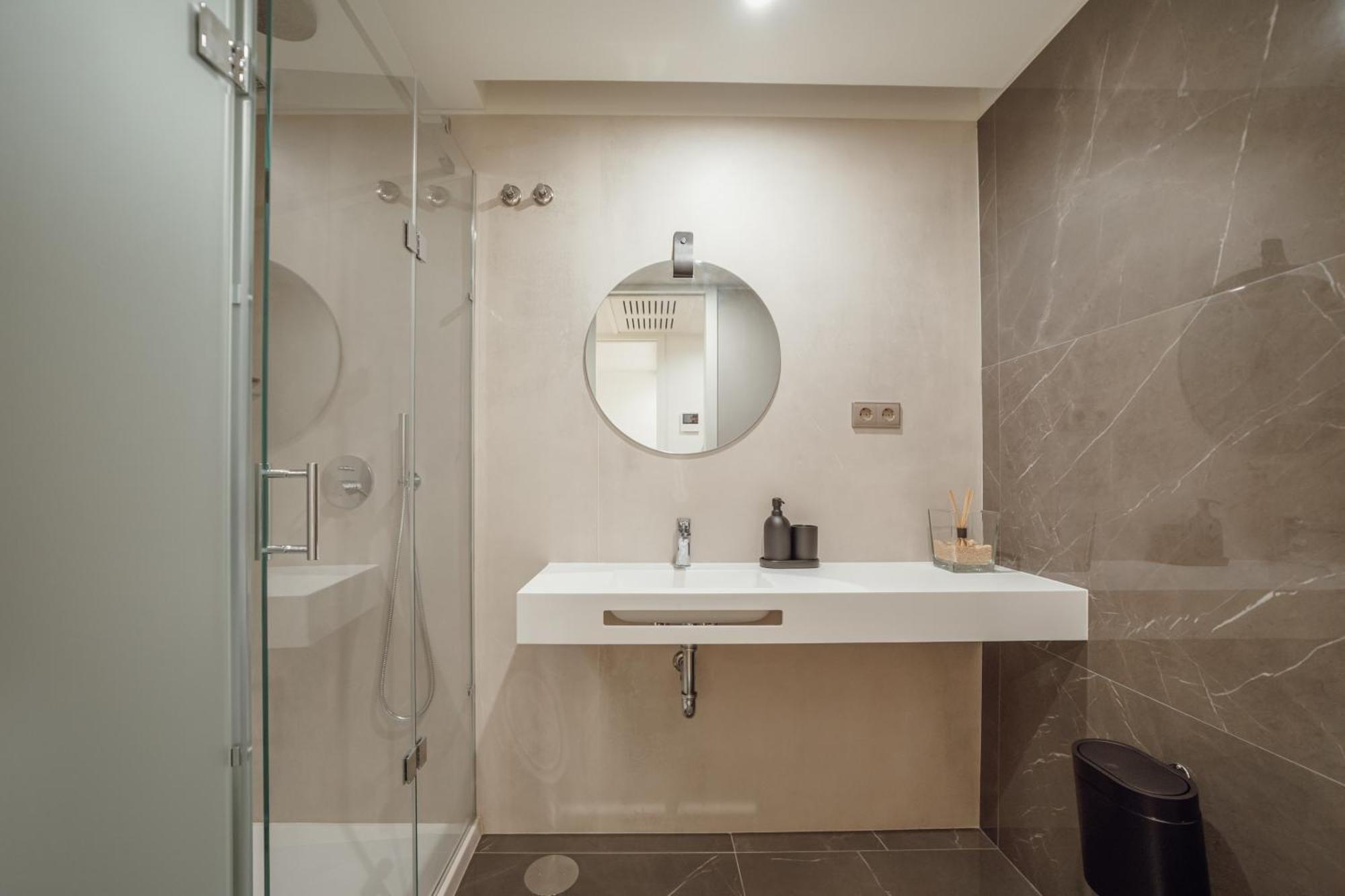 Guest Renovato Luxus Flat W/ Parking Apartamento Oporto
